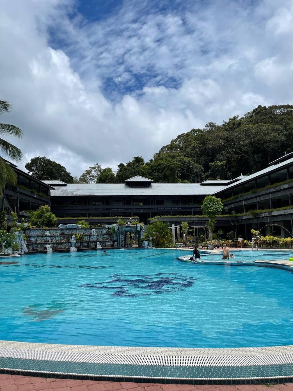 Beach Resort - Arwana Perhentian X Bluestar Kampung Kuala Besut Exterior photo