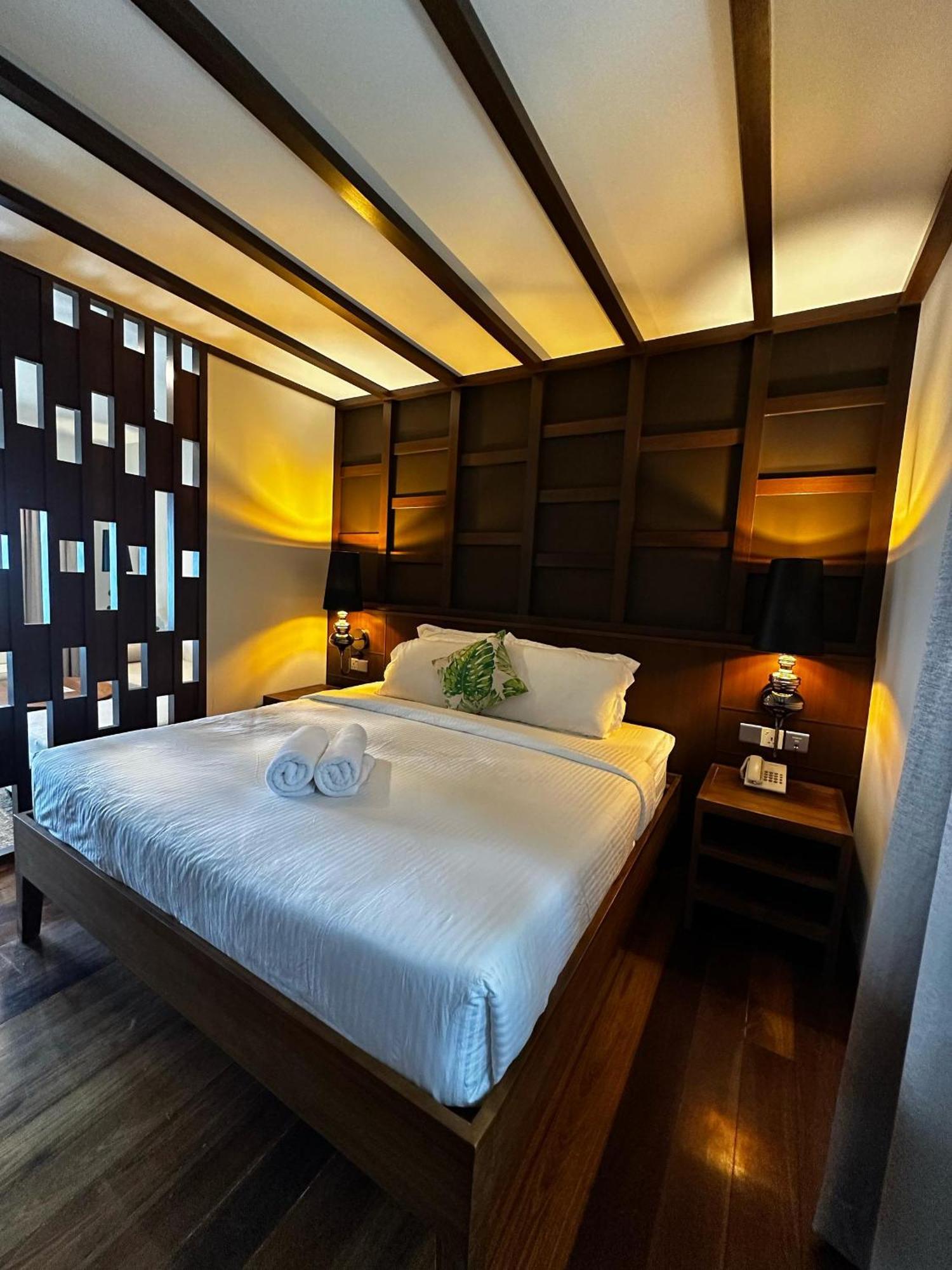 Beach Resort - Arwana Perhentian X Bluestar Kampung Kuala Besut Exterior photo