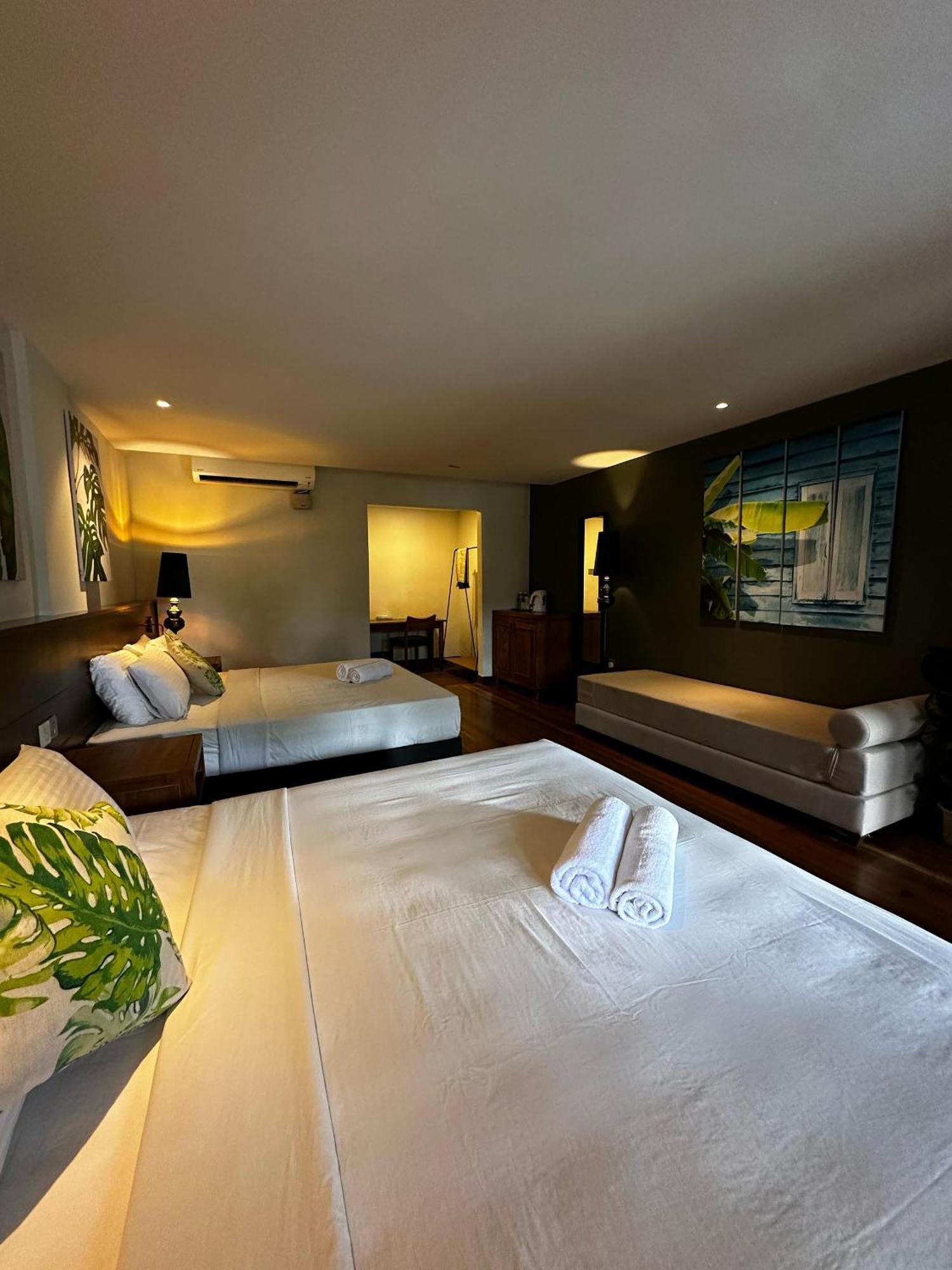 Beach Resort - Arwana Perhentian X Bluestar Kampung Kuala Besut Exterior photo